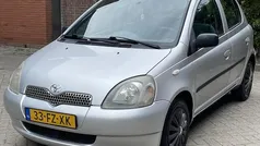 Grijs Gebruikt 2000 Toyota Yaris Sol Hatchback | € 2.450 (Eerlijke prijs)