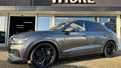 Grijs Gebruikt 2020 Audi SQ8 Exclusive SUV | € 74.900 (Eerlijke prijs)