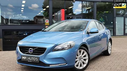 Occasion Volvo V40 Momentum 180 PK (132 kW) 2014 Blauw Stationwagen