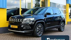 Zwart, metallic lak Gebruikt 2024 Jeep Compass SUV | € 29.990 (Super prijs)