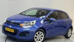 Blauw Gebruikt 2012 Kia Rio Hatchback | € 5.175 (Eerlijke prijs)