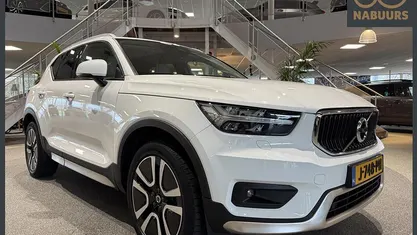 Gebruikt 2020 Volvo XC40 Business Edition SUV | € 28.950 (Eerlijke prijs)