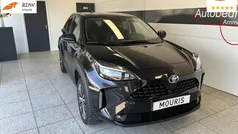 Zwart Gebruikt 2022 Toyota Yaris Cross Executive SUV | € 27.950 (Eerlijke prijs)
