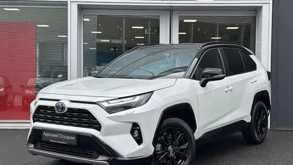 Gebruikt 2024 Toyota RAV4 Hybrid SUV | € 48.900 (Eerlijke prijs)