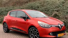 Rood Gebruikt 2013 Renault Clio R.S. Expression Hatchback | € 6.930 (Eerlijke prijs)