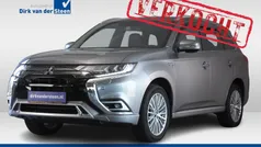 Grijs Gebruikt 2021 Mitsubishi Outlander P-HEV Intense+ SUV | € 25.450 (Eerlijke prijs)