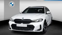 Wit Gebruikt 2024 BMW 320 M Sport Stationwagen | € 42.850 (Eerlijke prijs)