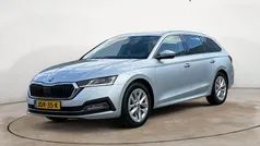 Grijs Gebruikt 2021 Skoda Octavia Style Stationwagen | € 22.745 (Eerlijke prijs)