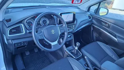 Occasion 2024 Suzuki SX4 S-Cross Style SUV | € 26.900 (Eerlijke prijs)
