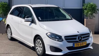 Wit Gebruikt 2018 Mercedes B220 Ambition MPV | € 6.999 (Eerlijke prijs)