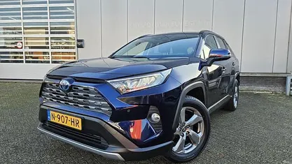 Blauw Gebruikt 2021 Toyota RAV4 Style SUV | € 36.900 (Eerlijke prijs)