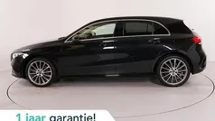 Zwart Gebruikt 2022 Mercedes A250 AMG line Hatchback | € 27.950 (Super prijs)