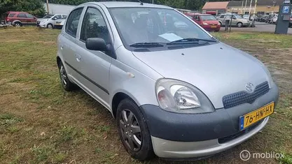 Occasion 2001 Toyota Yaris Luna Hatchback | € 1.600 (Eerlijke prijs)