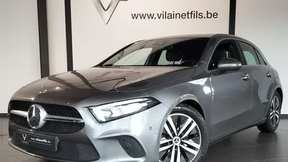 Grijs Occasion 2021 Mercedes A200 Sedan | € 24.990 (Goede deal)