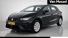 Zwart Gebruikt 2022 Seat Ibiza Style Hatchback | € 16.900 (Eerlijke prijs)