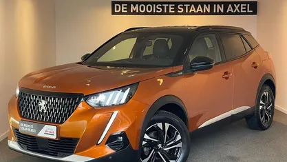 Oranje Occasion 2022 Peugeot 2008 GT SUV | € 17.450 (Eerlijke prijs)