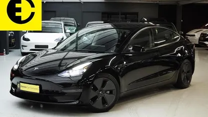 Occasion Tesla Model 3 Long Range AWD 366 kW (498 PK) 2021 Sedan
