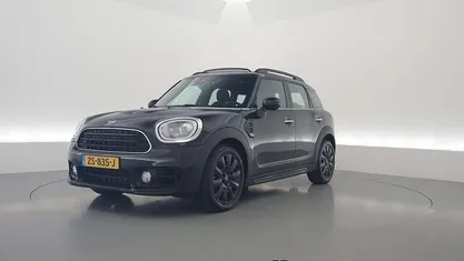 Zwart Gebruikt 2019 Mini Cooper Countryman Business SUV | € 22.950 (Eerlijke prijs)