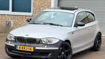 Grijs Gebruikt 2007 BMW 118 Comfort Edition Hatchback | € 3.249 (Eerlijke prijs)
