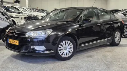 Zwart Occasion 2009 Citroën C5 Comfort Sedan | € 2.850 (Goede deal)