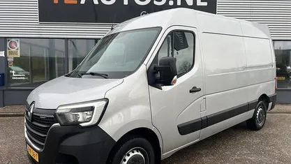 Grijs (metallic) Gebruikt 2020 Renault Master Van | € 15.950 (Eerlijke prijs)