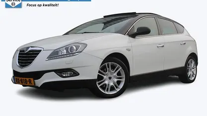 Wit Gebruikt 2011 Lancia Delta Hatchback | € 7.450 (Eerlijke prijs)