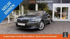 Grijs Gebruikt 2018 Skoda Superb Business Line Hatchback | € 18.500 (Eerlijke prijs)