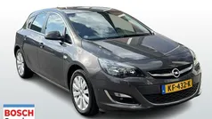 Grijs Gebruikt 2015 Opel Astra Design Edition Hatchback | € 8.250 (Eerlijke prijs)