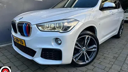 Wit (parellak) Gebruikt 2017 BMW X1 Executive SUV | € 16.950 (Eerlijke prijs)