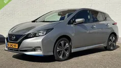 Silver grey m Gebruikt 2021 Nissan Leaf 360º Hatchback | € 18.935 (Eerlijke prijs)