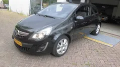 Zwart Gebruikt 2014 Opel Corsa Hatchback | € 4.950 (Eerlijke prijs)