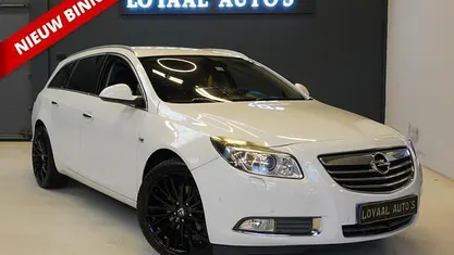 Wit Gebruikt 2011 Opel Insignia Sport Stationwagen | € 7.500 (Eerlijke prijs)
