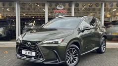Groen Gebruikt 2024 Lexus NX450h+ Executive Line SUV | € 56.900 (Eerlijke prijs)