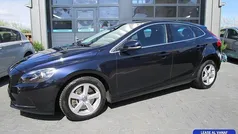 Blauw Gebruikt 2015 Volvo V40 R-Design Stationwagen | € 14.750 (Eerlijke prijs)