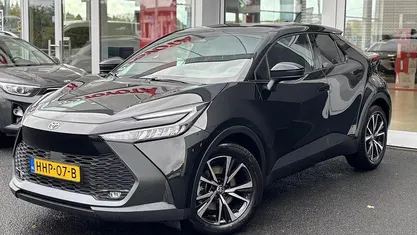 Occasion 2025 Toyota C-HR SUV | € 36.900 (Super prijs)