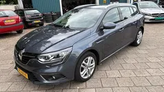 Grijs Gebruikt 2017 Renault Mégane GrandTour Zen Stationwagen | € 7.950 (Eerlijke prijs)