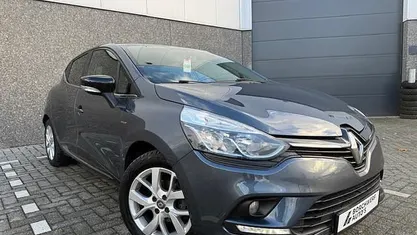 Overige Occasion 2018 Renault Clio IV LIMITED Sedan | € 9.499 (Eerlijke prijs)