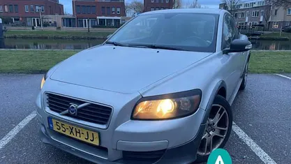 Occasion Volvo C30 Kinetic 125 PK (91 kW) 2007 Grijs Hatchback
