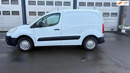 Occasion 2012 Peugeot Partner MPV | € 2.499 (Goede deal)