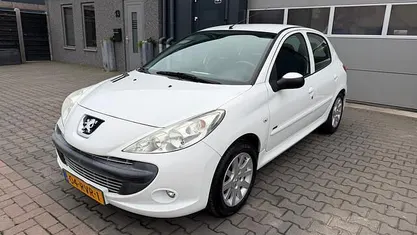 Occasion 2011 Peugeot 206+ Sportium Hatchback | € 2.995 (Eerlijke prijs)