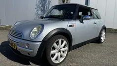 Grijs Gebruikt 2004 Mini ONE Hatchback | € 2.995 (Eerlijke prijs)