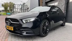 Gebruikt 2019 Mercedes A180 AMG Hatchback | € 25.850 (Eerlijke prijs)