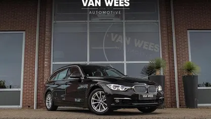 Gebruikt 2018 BMW 318 Executive Stationwagen | € 18.450 (Eerlijke prijs)