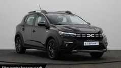 Zwart Nieuw 2024 Dacia Sandero Expression Hatchback | € 24.840 (Eerlijke prijs)