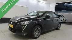 Zwart Gebruikt 2023 Peugeot e-208 Active Hatchback | € 14.750 (Super prijs)