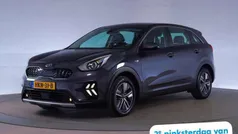 Blauw, metallic lak Gebruikt 2022 Kia Niro SUV | € 20.845 (Super prijs)