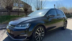 Zwart Gebruikt 2015 VW Golf VII R-line Hatchback | € 9.795 (Super prijs)