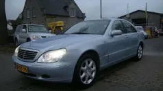 Blauw Gebruikt 1999 Mercedes S320 Sedan | € 3.850 (Eerlijke prijs)
