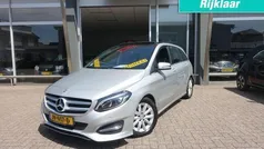 Grijs Gebruikt 2016 Mercedes B180 Ambition MPV | € 14.790 (Eerlijke prijs)