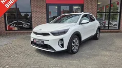 Wit Gebruikt 2022 Kia Stonic 2 SUV | € 13.995 (Goede deal)
